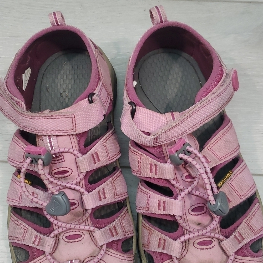Keen Big Kids Girls Youth Outdoor Waterproof Hiking Sandals shoes sz 4 - Picture 11 of 11